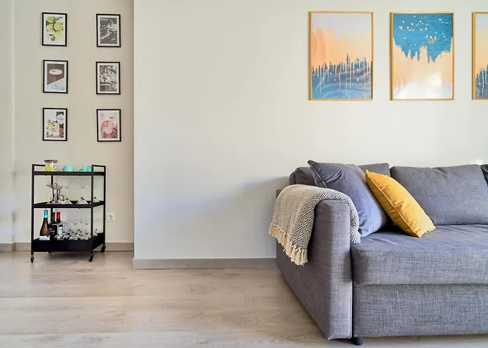Charming And Bright Flat In The Heart Of Malaga