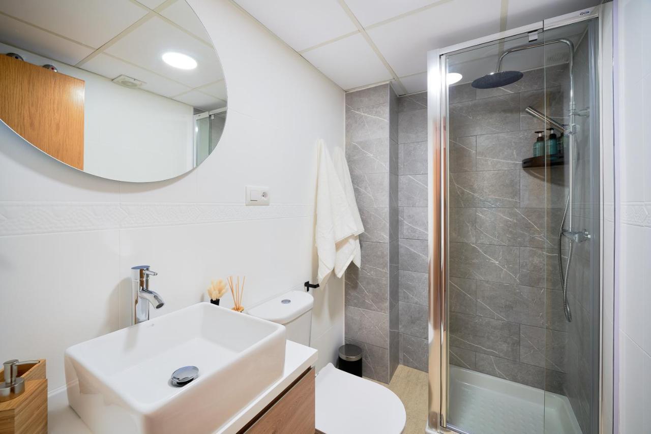 Charming And Bright Flat In The Heart Of * Málaga
